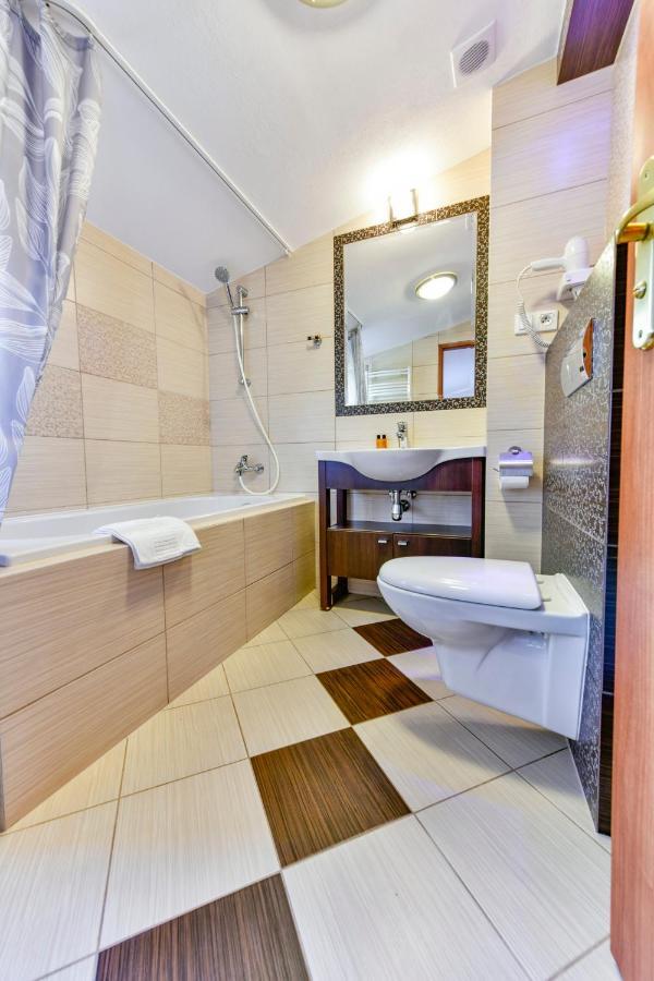Osrodek Rekreacyjny Aga Hotel Gaski  Ngoại thất bức ảnh